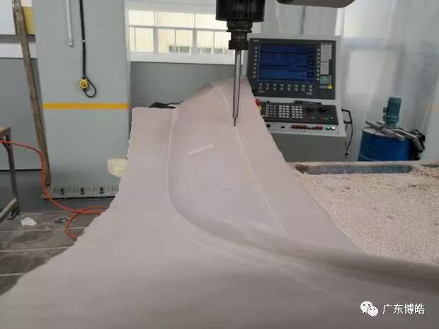 復合材料行業(yè)終極武器|大型高速五軸聯(lián)動數(shù)控龍門加工中心